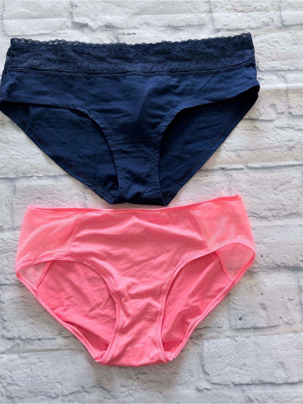 Victoria’s Secret Panty Bundle L | NWT 2 Pack Hip Hugger